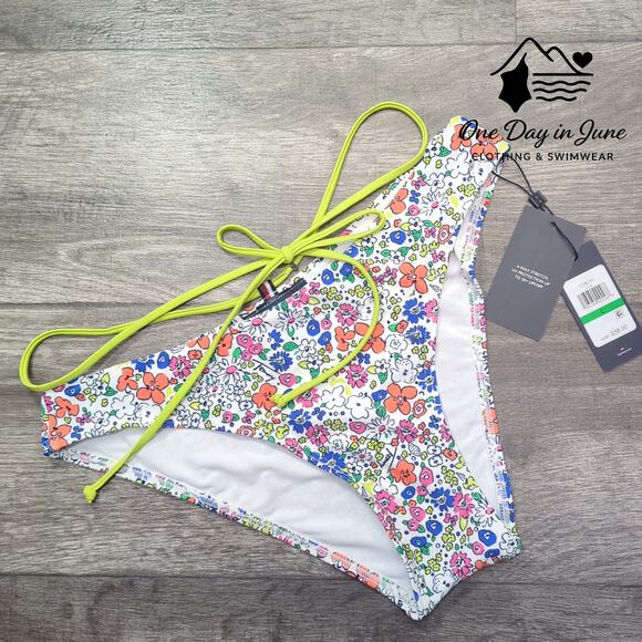 Tommy Hilfiger Moderate Coverage Bikini Bottom Size L - Picture 3 of 6